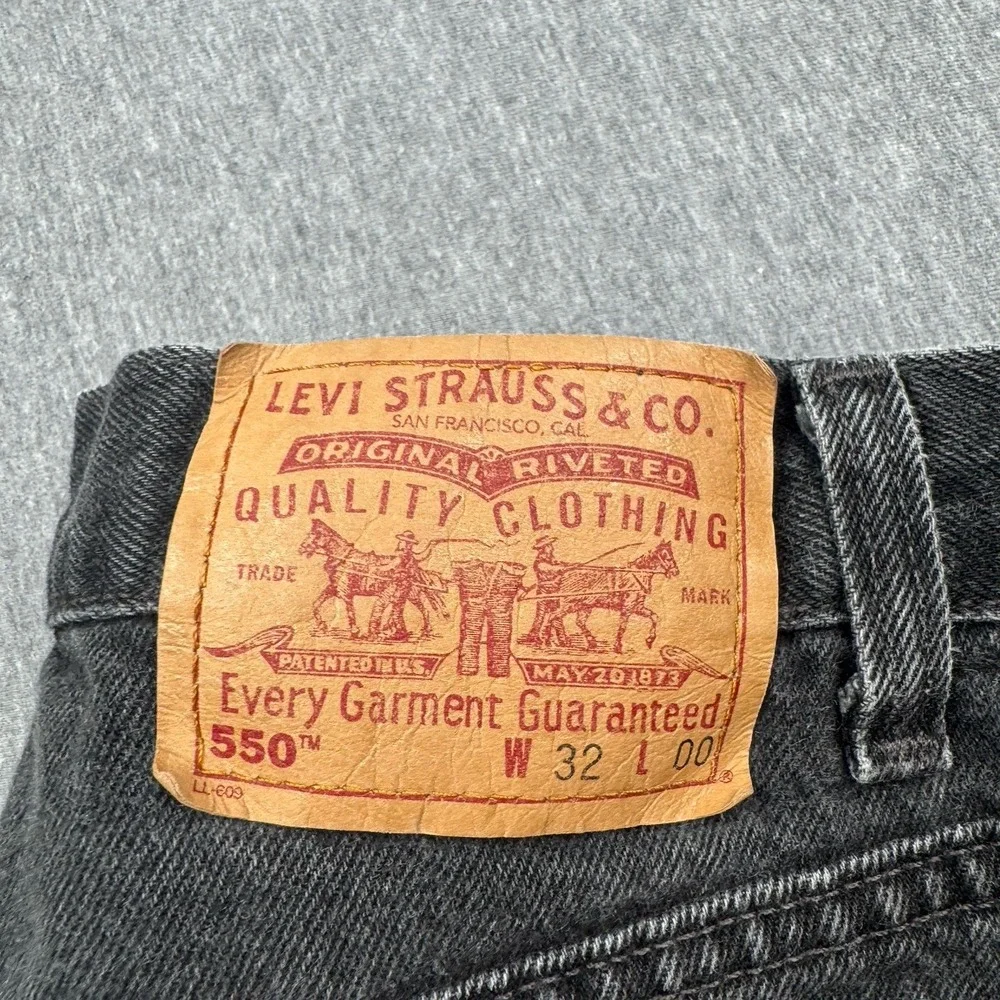 Levi's 550 Denim Shorts Men's 32 *Fit 30* Black 7
